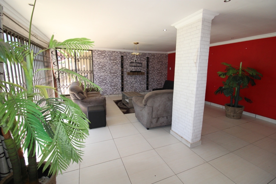 15 Bedroom Property for Sale in Langenhovenpark Free State